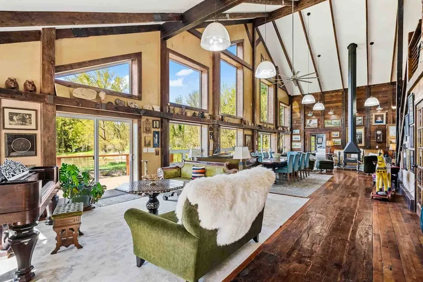 Wondrous Lakeside Historic Home, Acres of Streams, - Image 1