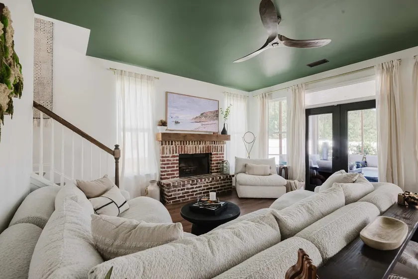 Walk2OldTown! Luxury Designer Home 5 Bed / 3 Bath - Image 1