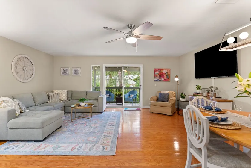 Sandy Tails - 5 bedrooms! - Image 1