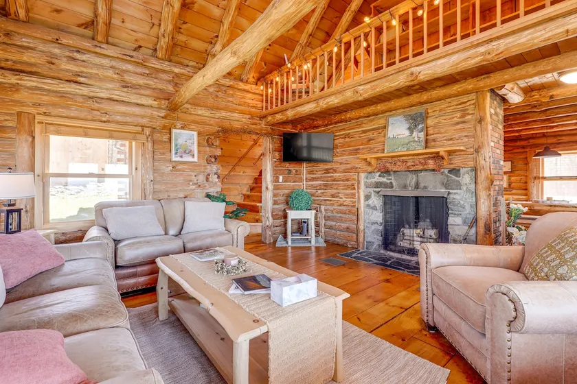 Furnished Deck + Views: Walpole Cabin Retreat - Image 1