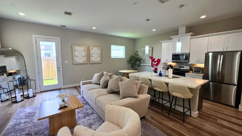 North Houston Comfort, 3BR, Near Downtown & IAH - Image 1
