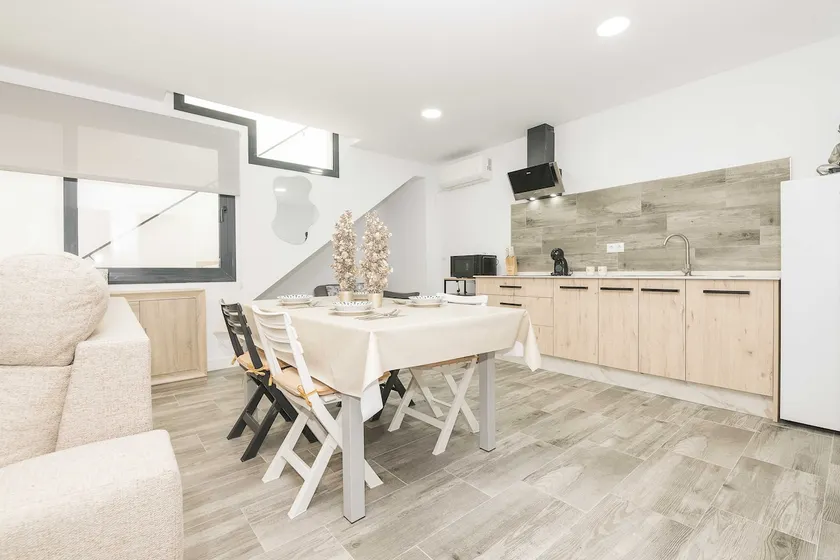 Apartamento Tom-Isi - Image 1