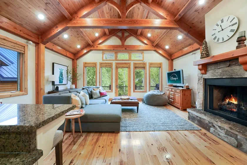 Peaceful Family Retreat in Provo - Image 1