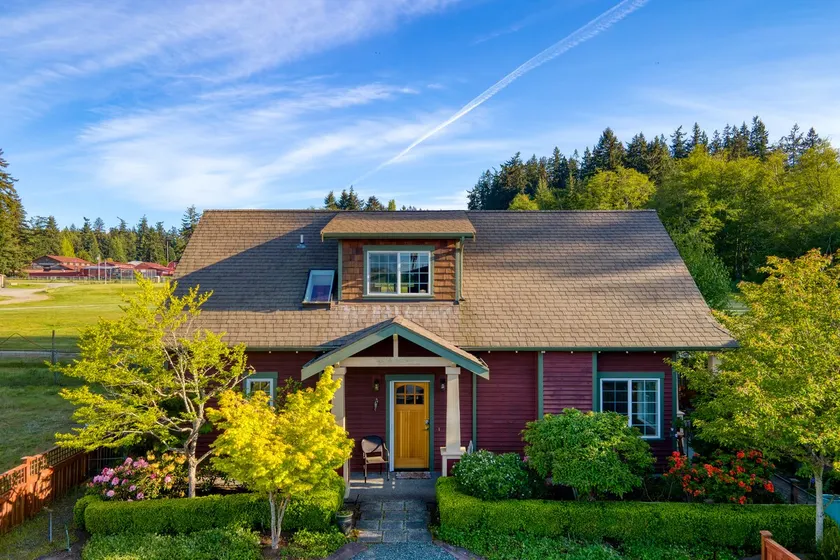 Coastal Getaway w/ Fireplace, Yard | Mins to Water - Image 1