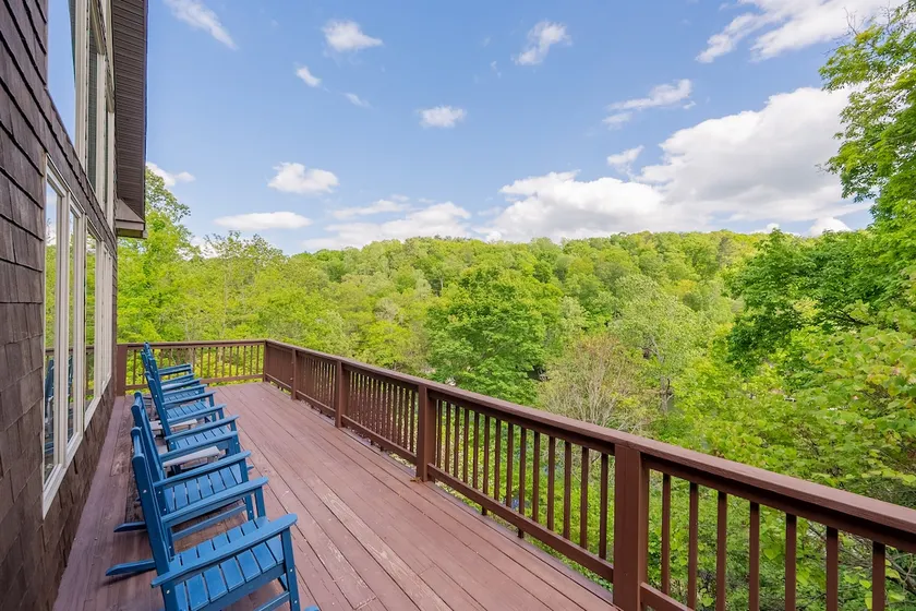 Dogwood Hollow - Image 1
