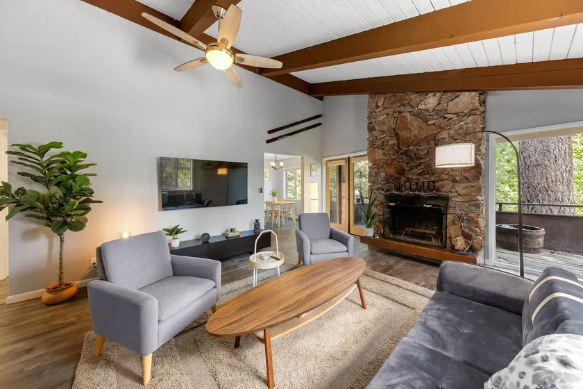 Incline Tranquil Loft - Image 1