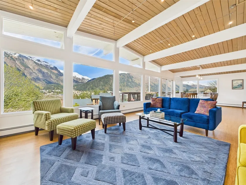 Admiral’s View | Panoramic Views, Family Friendly - Image 1