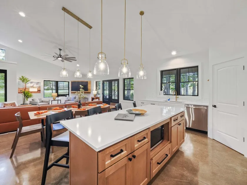 Leelanau Day Tripper - Modern Barndominium Retreat - Image 1