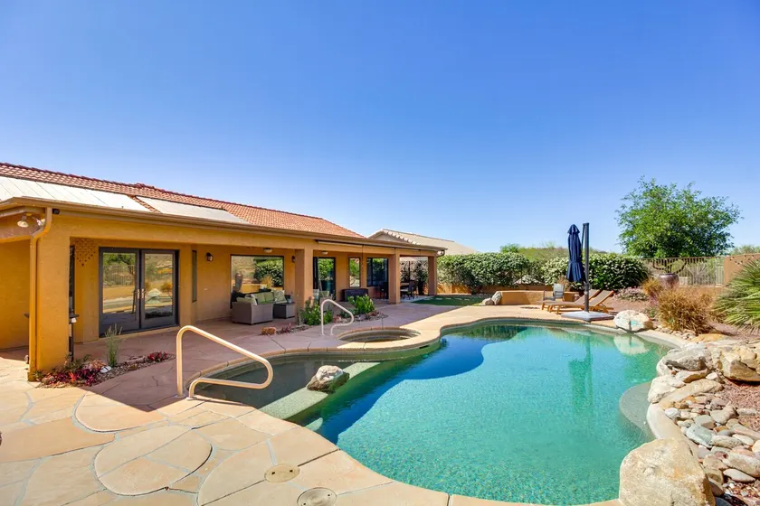 Newly Renovated Home w/ Pool Access in Tucson! - Image 1