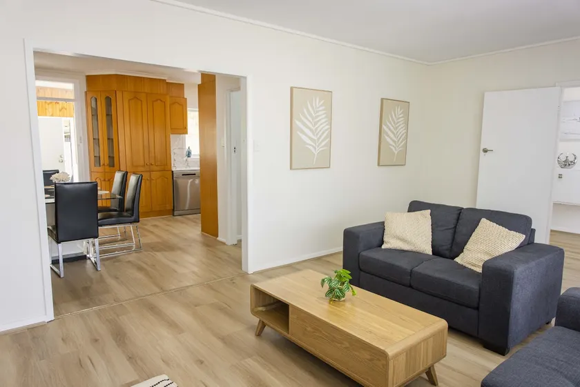 Renovated Three Bedroom House in Prime Werribee Location - Image 1