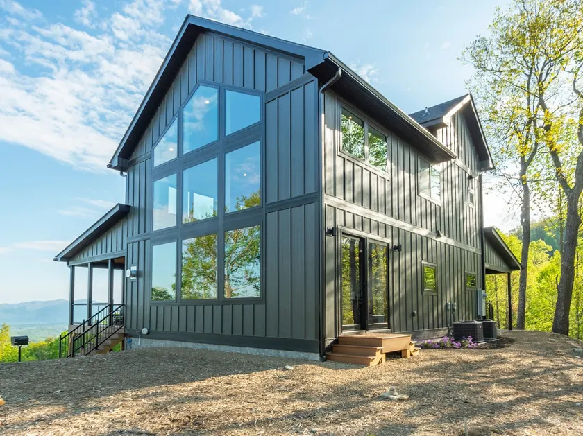 Bear Ridge Retreat | Pets | New Build with VIEWS! - Image 1