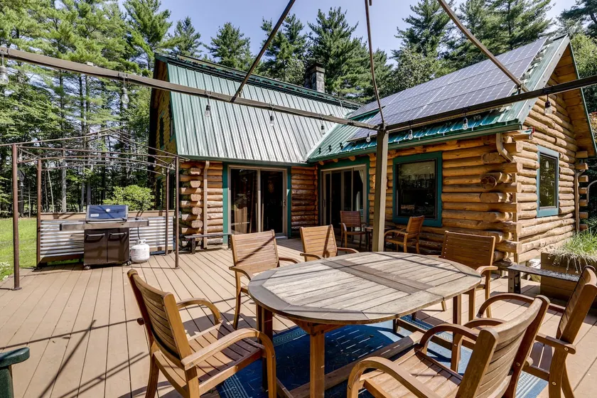 3 Mi to Umass Amherst: Peaceful New England Cabin - Image 1