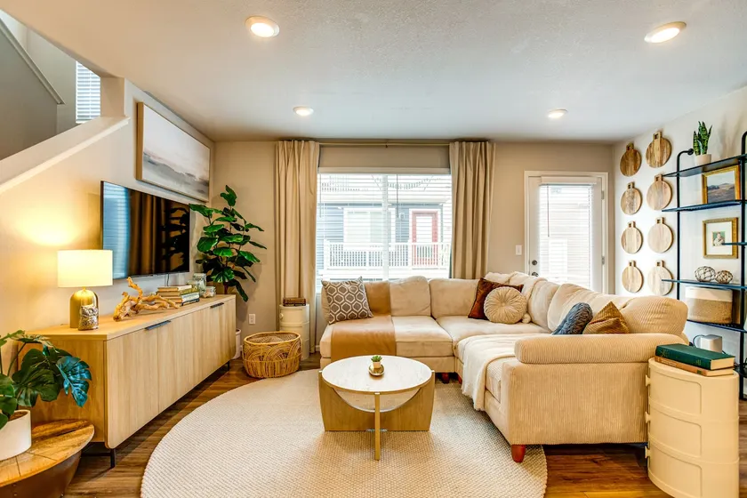 13 Mi to Dtwn Denver: Spacious Home w/ Balcony! - Image 1
