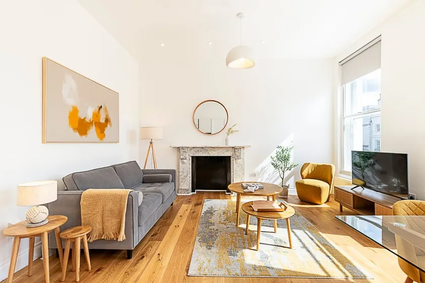Urban Luxury in the Heart of Chelsea - King Bed! - Image 1
