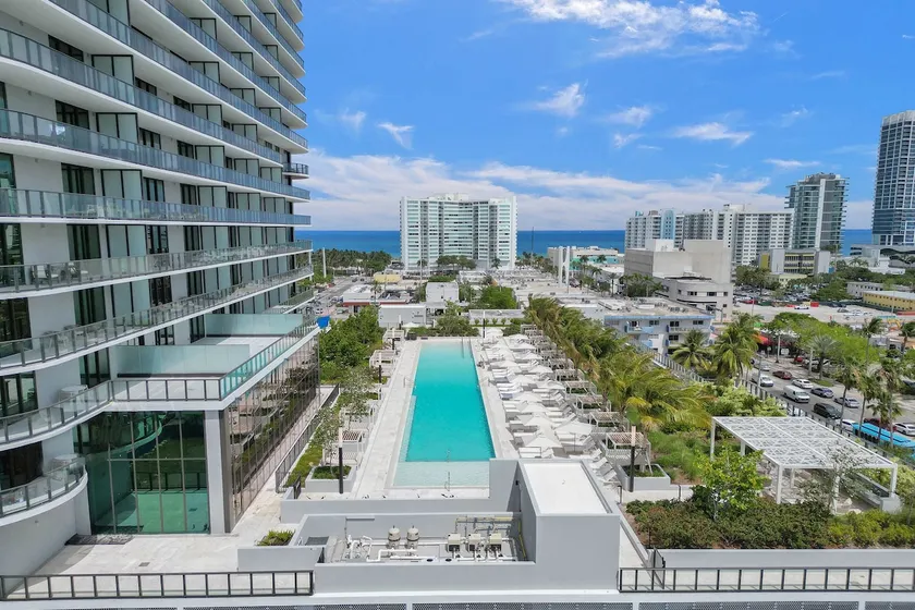 NEW 1BR in Miami Beach, Walk to Beach, Resort - Image 1