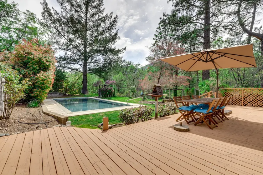 Pool & Deck: Wine Country Hideaway in Middletown! - Image 1