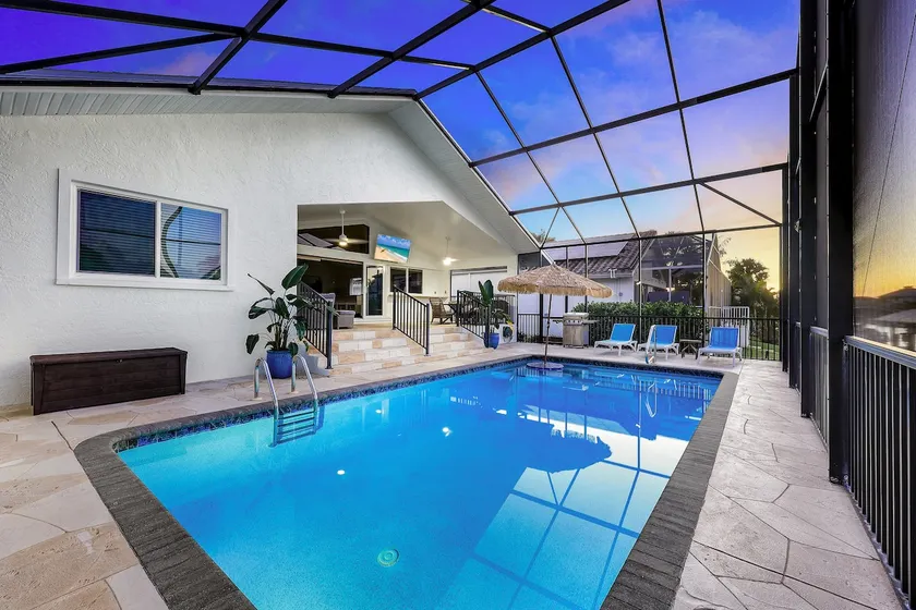 New!Dockside Dream-Heated Salt Pool, Walk to Beach - Image 1