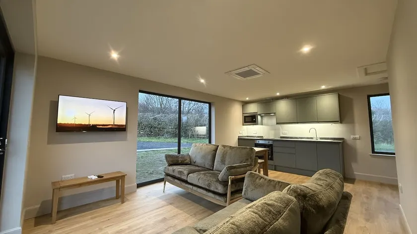 Loganlea Lodge - Image 1