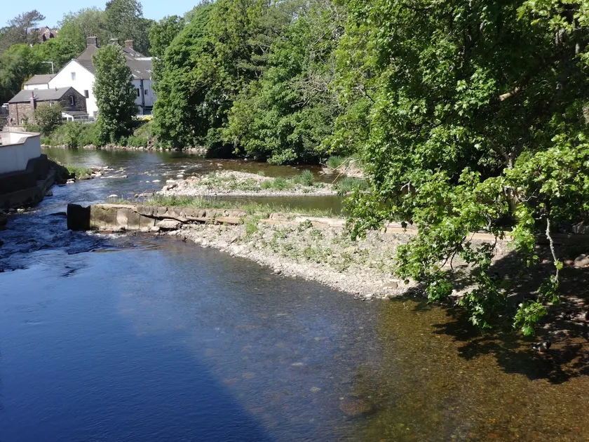 Riverbank Cottage River Ehan Double Balcony - Image 1