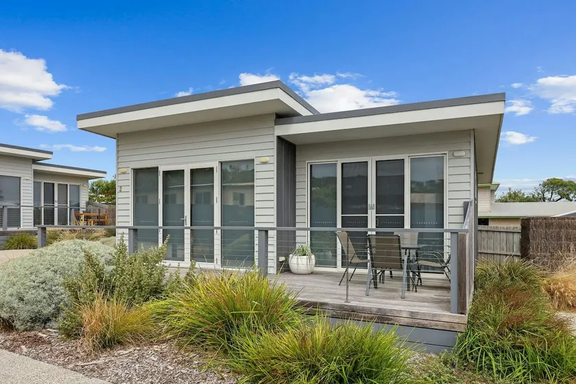 Villa 2 - Image 1
