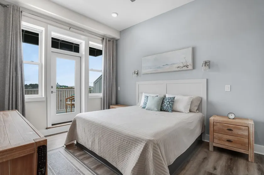 Princess Anne | Rooftop Terrace + Balcony - Image 1