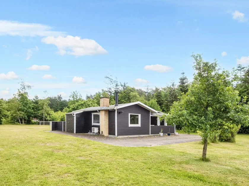 6 person holiday home in Kolind-By Traum - Image 1