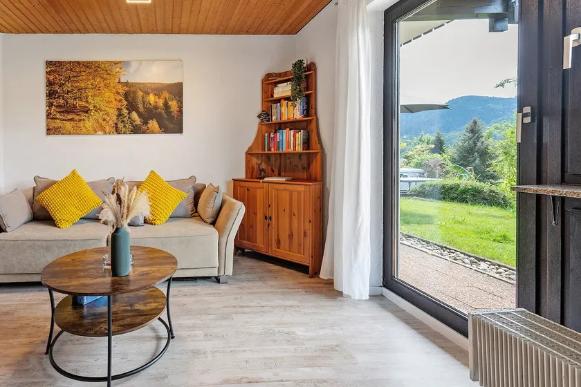 Schiel Castle View Apartment - Image 1