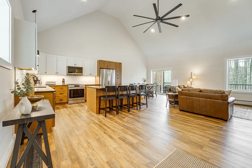 Walk to Sebago Town Beach: Luxe Townhome w/ Grill - Image 1