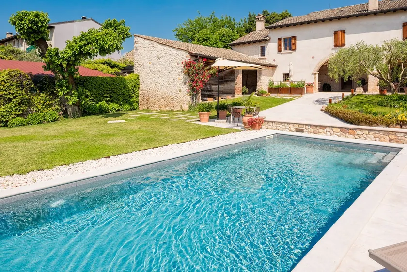 615b Tuscany Farmhouse - Image 1