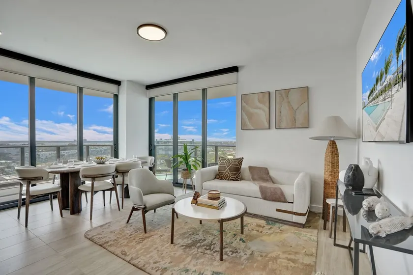 10th Floor Luxury 3BR | Balcony Views + Pool & Gym - Image 1
