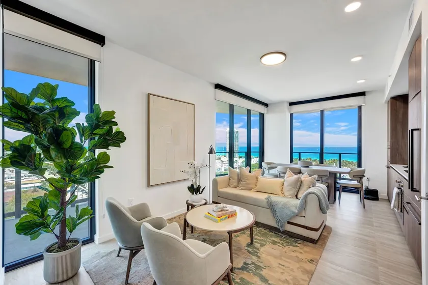 Endless Views from Elegant 4BR Miami Beach Retreat - Image 1