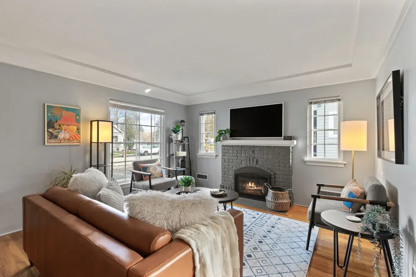Charming and Cozy Home, Short walk to Manito Park - Image 1