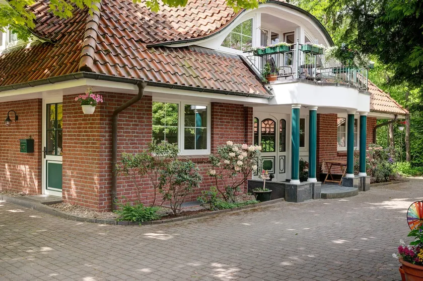 Vacation home in the countryside - Image 1