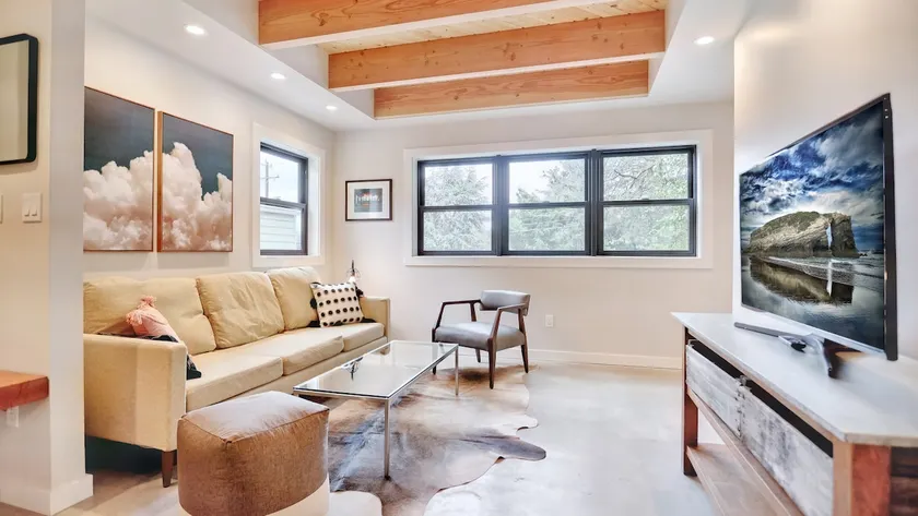 The Hygge Haven | Sleeps 4 | Convenient Location - Image 1