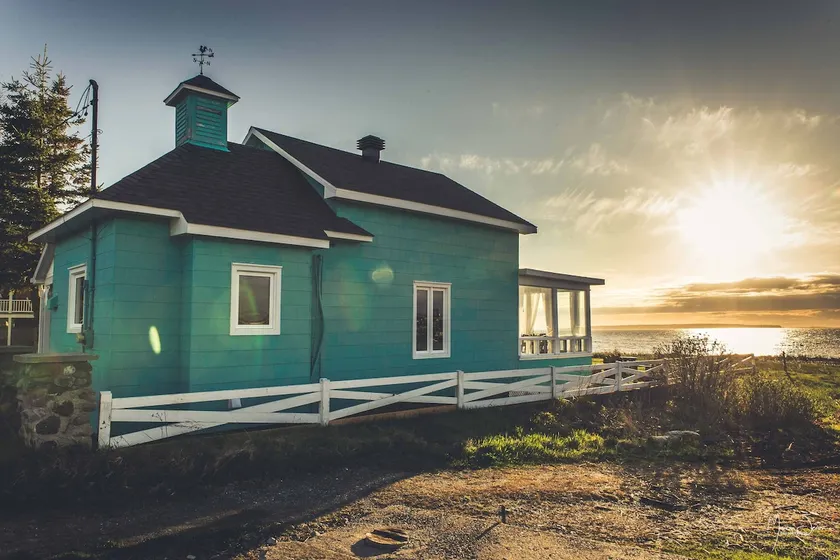 Coastal Charm with River View - La Capitainerie - Image 1