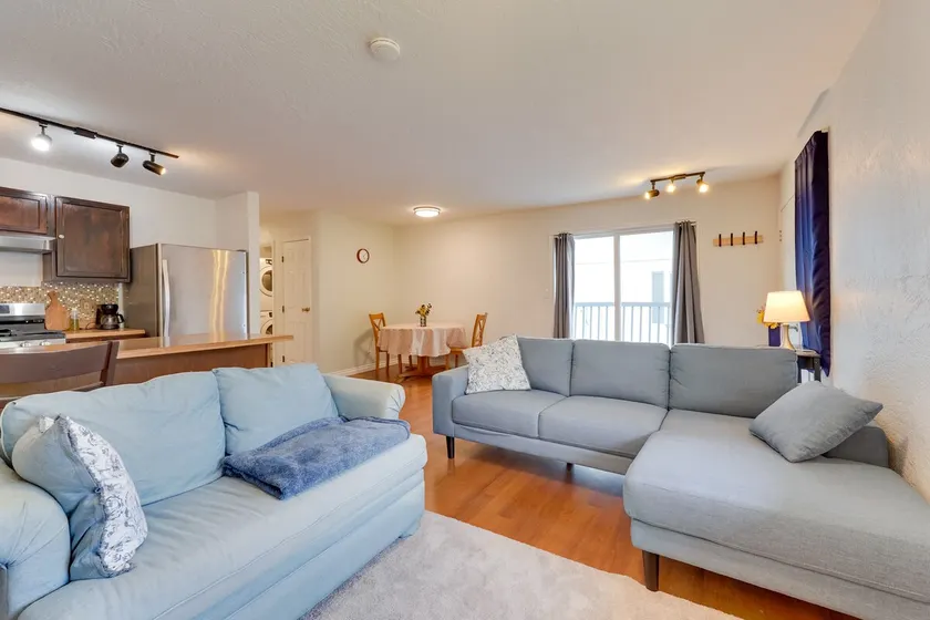 3 Mi to Alaska Zoo: Family Home in Anchorage! - Image 1