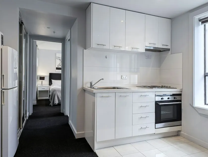 2br family apartment near Royal Childrens Hospital - Image 1