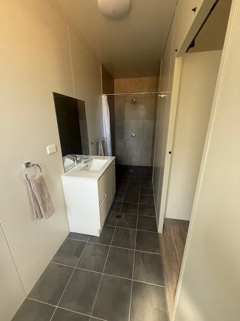 Curlew Studio Cabin 4 - Image 1