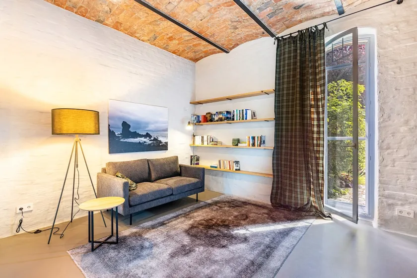 Apartment in the horse stable - Image 1