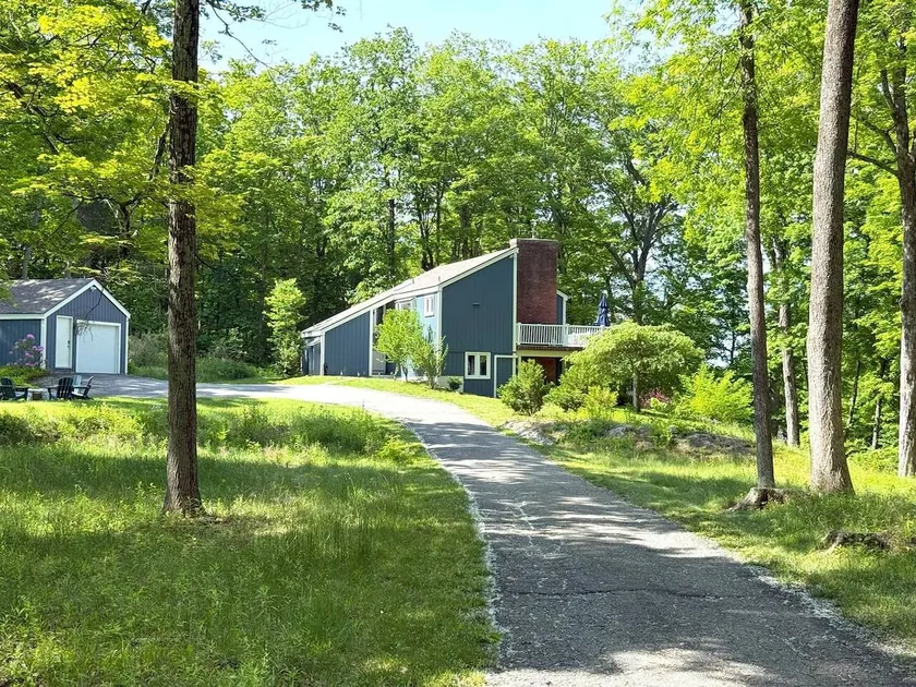 Cozy Lake House - Salisbury/Lakeville - Image 1