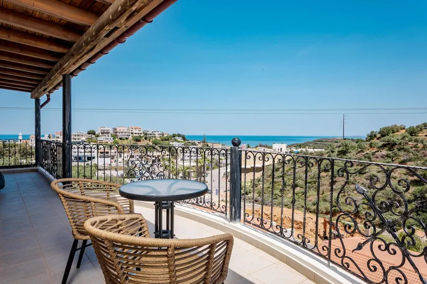 Zen Maisonette Retreat - Image 1