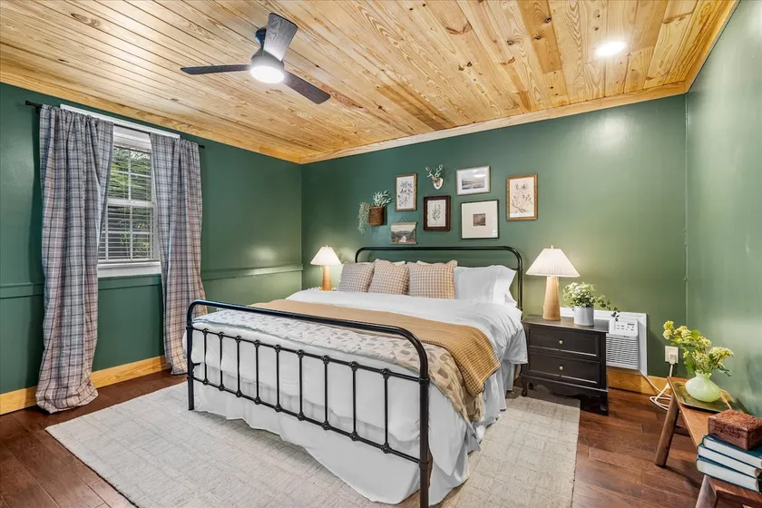 Moccasin Bend Cottage - Image 1