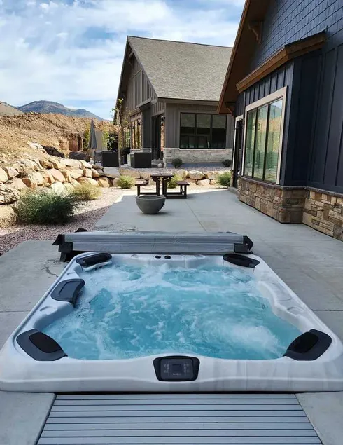 Mountain View Retreat w/ Hot Tub & Pool Access - Image 1