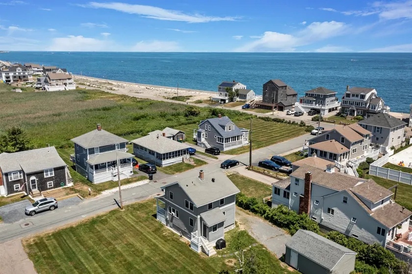 Scituate | Walk to Beach, Ocean Views & Firepit - Image 1