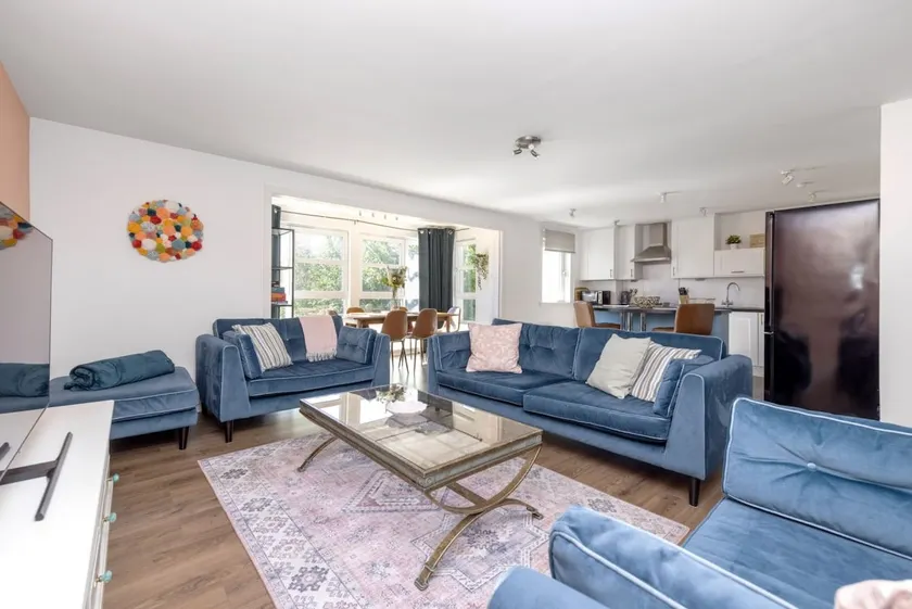 Modern apartment near Saughton Rose Gardens - Image 1