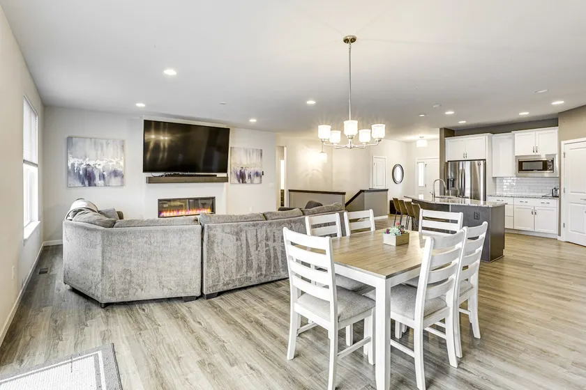 Spacious & Modern Home w/ Deck in Oregon! - Image 1