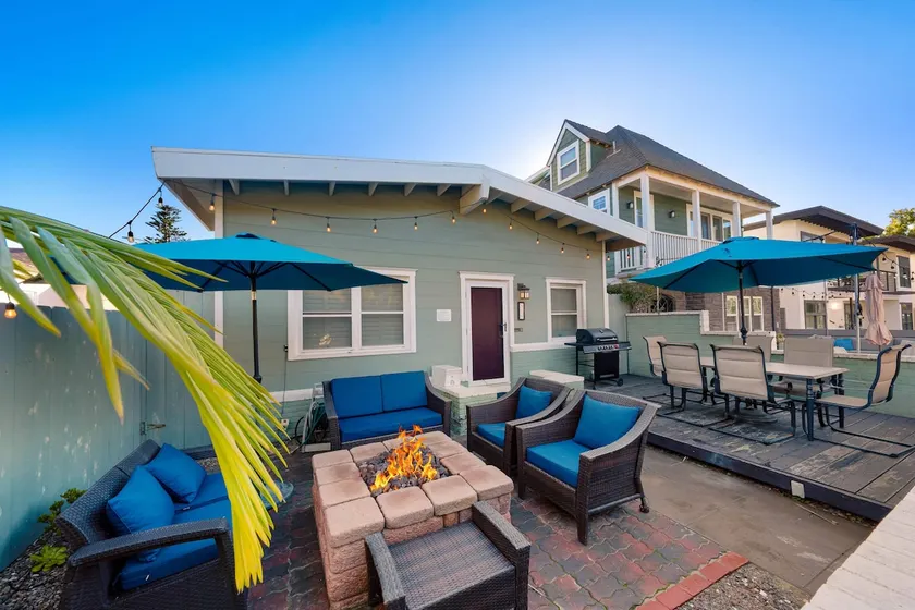 Magnifique Beach Bungalow à quelques pas de la baie ou de la plage - Image 1