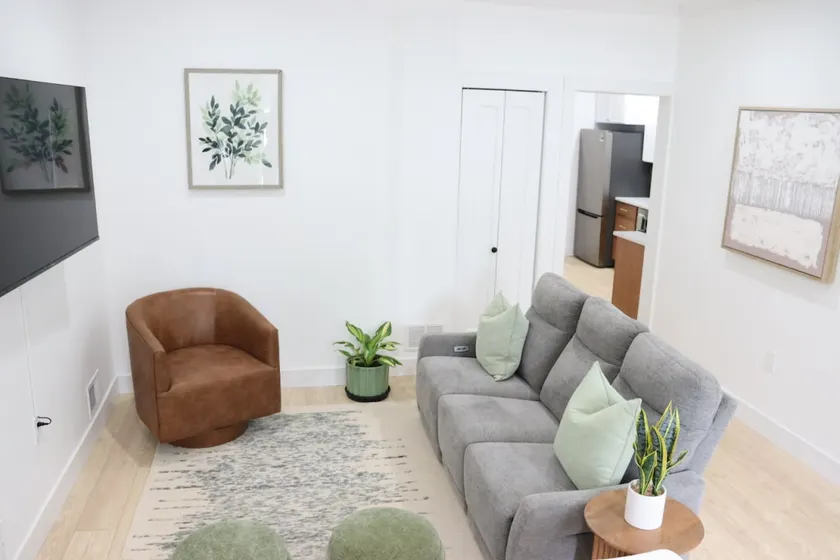 Chic 2BR w/Urban Patio + Walk to NYC Transit - Image 1