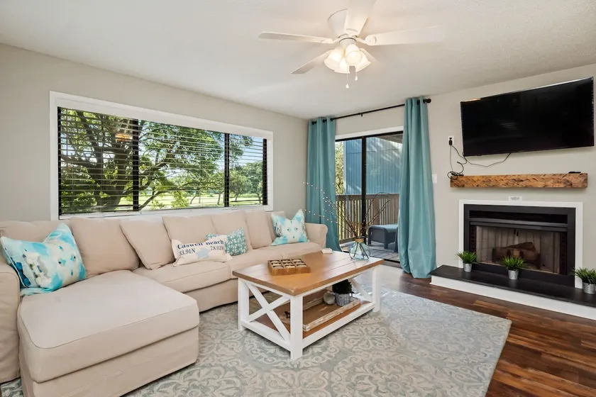 19 Pinehurst: Lovely Coastal Condo on Golf Course - Image 1