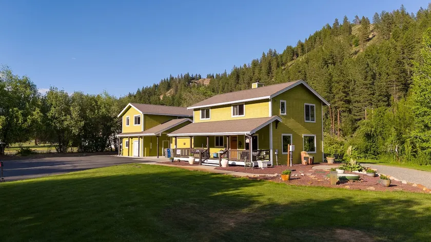 Summer Special! Leavenworth-Pet Friendly w/Hot Tub - Image 1